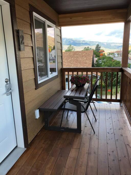Parkway Yellowstone Guest House Room #2 Gardiner Exterior foto