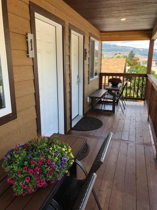Parkway Yellowstone Guest House Room #2 Gardiner Exterior foto